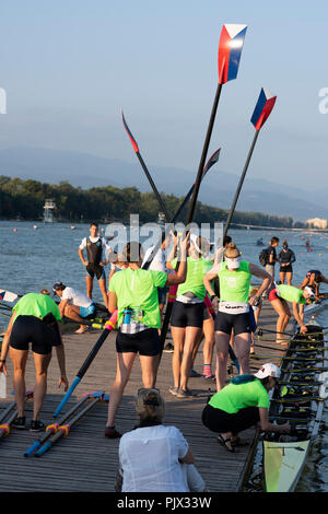 Plovdiv, Bulgarie, dimanche 9 septembre 2018. Jour 1. Championnats du monde d'Aviron de la FISA, USA, W8 + pour nautique suis tôt le matin, séance de formation Â© Peter SPURRIER, Banque D'Images