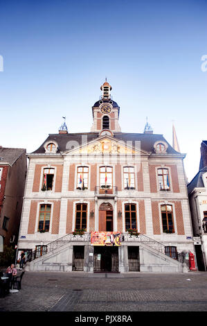 L'Hôtel de ville du 18ème siècle dans la région de Huy (Belgique, 29/09/2011) Banque D'Images