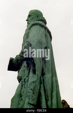 La statue de Justus Lipsius à Leuven (Belgique, 12/04/2004) Banque D'Images