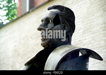 La statue de Pieter De Somer à Leuven (Belgique, 12/04/2004) Banque D'Images