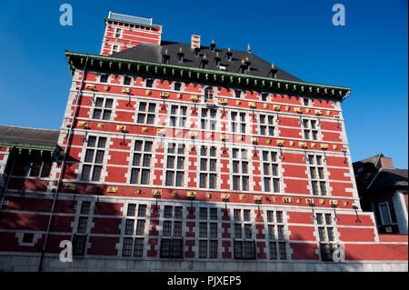 Le 16ème siècle maison de style renaissance mosane du Musée Curtius (Musée Curtius), un musée d'archéologie et d'arts décoratifs, à Liège (Belgique, Banque D'Images