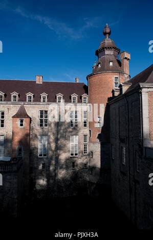Le 17ème siècle de style classique château de Modave (Belgique, 23/10/2011) Banque D'Images