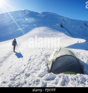 Trekking au sommet du Mont Blanc dans les Alpes Banque D'Images