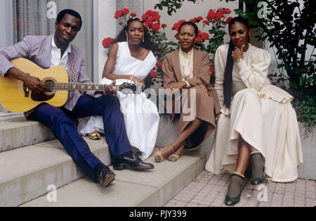 Boney M (l-r Bobby Farrell, Maizie Williams, Liz Mitchell, Marcia Barrett) sur 28.06.1982. Dans le monde d'utilisation | Banque D'Images