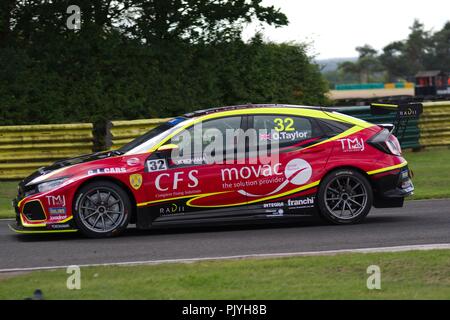 Dalton sur les tés, au Royaume-Uni. 9 septembre 2018. Oliver Taylor au volant d'une Honda Civic Type-R pour Pyro Motorsport en 12 ronde de la TCR UK Touring Car Championship à Croft Circuit. Crédit : Colin Edwards/Alamy Live News. Banque D'Images