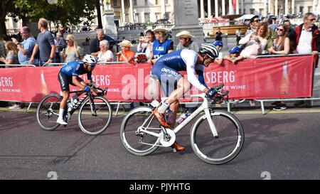 Trafalgar Square, Londres, Royaume-Uni. Le 9 septembre 2018. Riders prendre part sur le Tour de Grande-Bretagne, l'étape 8 dans le centre de Londres. Banque D'Images