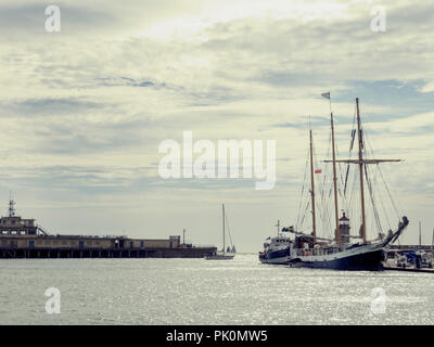 Le grand voilier suédois Alva dans le port de Ramsgate Kent UK Royal Banque D'Images