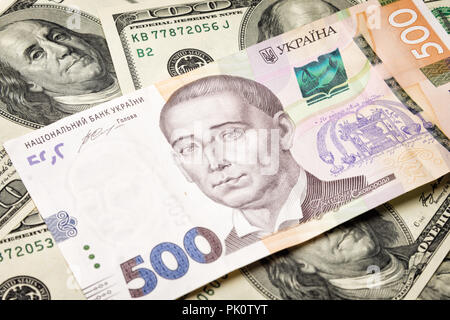 Concept de billets hryvnia de concert avec Affaires Service de close-up. Texture background copy space Banque D'Images