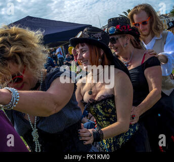 Eastbourne, East Sussex, UK. 8 et 9 septembre 2018. L''Eastbourne SteamPunk Festival. Fun et fantaisie Costumes Banque D'Images