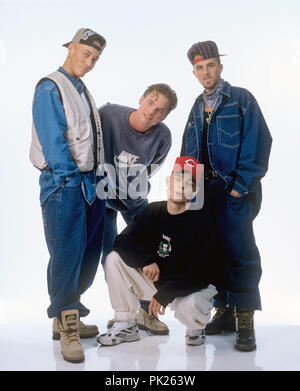 East 17 (l-r) : John Hendy, Tony Mortimer, Brian Harvey, Terry Coldwell en juin 1994. Dans le monde d'utilisation | Banque D'Images
