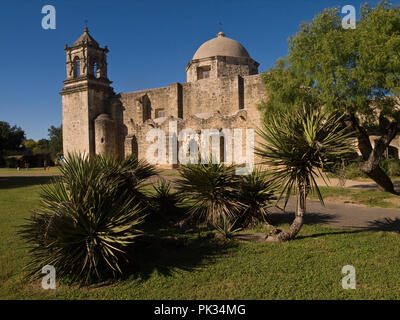 San Antonio Missions établies le long de la rivière San Antonio dans les années 1700. San Jose y San Miguel de Aguayo, était un modèle mission et grands centre social à 1720s. Rose légendaire fenêtre montre un niveau élevé de savoir-faire dans le nouveau monde. Banque D'Images