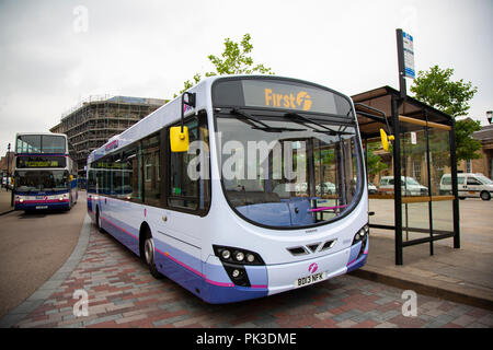 Une première entreprise de Bus volvo bus unique à Huddersfield, West Yorkshire, Angleterre Banque D'Images