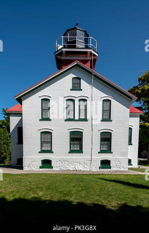 Grand Traverse phare construit par les États-Unis en 1858, le Service Phare Leelanau Peninsula, au Michigan. Banque D'Images