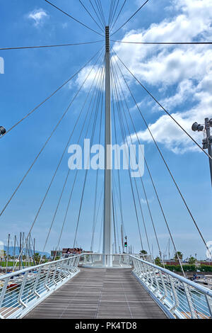 Pont suspendu dans le port de La Spezia Ligurie Italie Banque D'Images