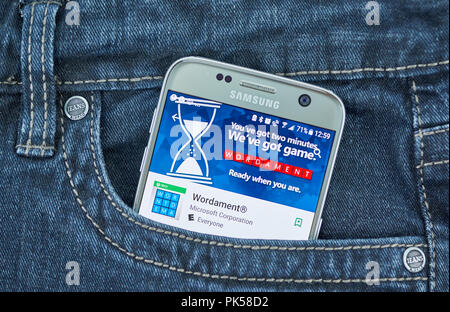 Montréal, Canada - le 8 septembre 2018 : Microsoft Wordament jeu sur Samsung S7 écran. Banque D'Images