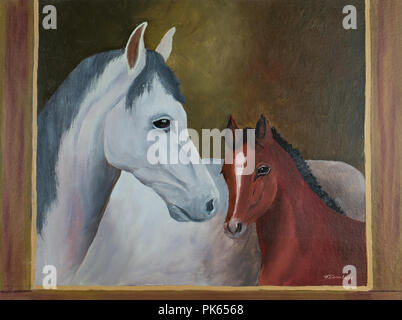 De peinture l'un cheval blanc et marron poulain avec un châssis brun Banque D'Images