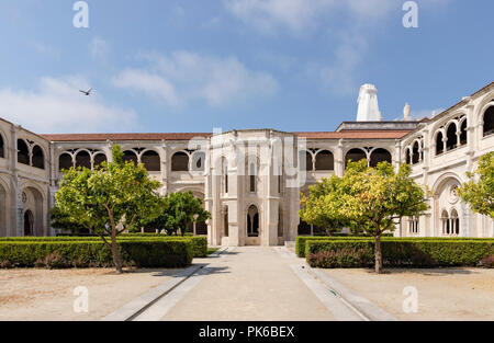 Alcobaça, PORTUGAL - les jardins du monastère de Santa Maria de Alcobaça Banque D'Images