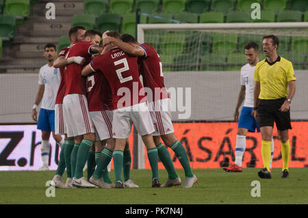 Budapest. Sep 11, 2018. Les joueurs de Hongrie célébrer au cours de l'ONU l'UEFA match de championnat entre la Hongrie et la Grèce à la Groupama Arena Stadium à Budapest, Hongrie le 11 septembre 2018. La Hongrie a gagné 2-1. Credit : Attila Volgyi/Xinhua/Alamy Live News Banque D'Images