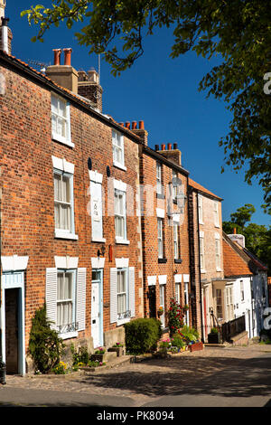 Royaume-uni, Angleterre, dans le Yorkshire, Filey, Church Street, historique Années 1700 maisons dans la partie ancienne de la ville Banque D'Images