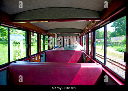 À l'intérieur d'un chariot sur le Bure Valley Railway 15 pouces Banque D'Images