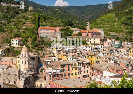 Village de Vernazza vue du Château des Doria Doria (château), l'un des 5 villages des Cinque Terre, ligurie, italie Banque D'Images