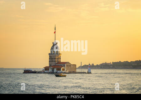 Tour de la jeune fille Istanbul, Turquie Banque D'Images