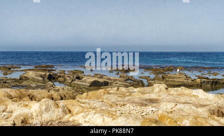 Plages et falaises de l'île de Tabarca en été à Alicante, Espagne Banque D'Images