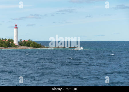 Phare de Cove Island Tobermory, paysage de la Péninsule-Bruce le long de lake shore Banque D'Images