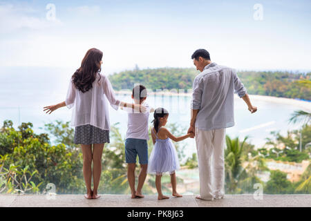 Happy family on vacation Banque D'Images