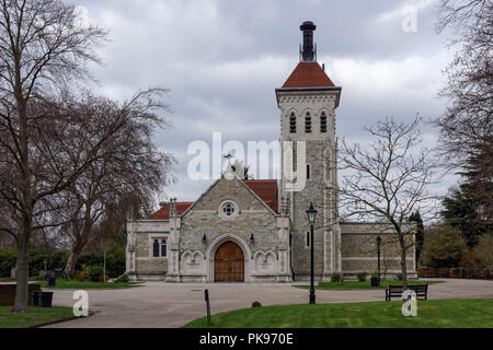 Chapelle du Souvenir, de l'Est Chapelle, ancien crématorium au cimetière de la ville de London, London England Royaume-Uni UK Banque D'Images