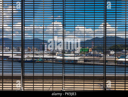 Usine d'incinération de déchets de Naka par l'architecte Yoshio Taniguchi et associés, la région de Chugoku, Hiroshima, Japon Banque D'Images