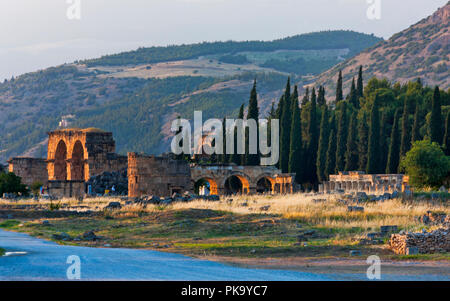 Ruines de Pamukkale, Turquie (site du patrimoine mondial de l'UNESCO) Banque D'Images