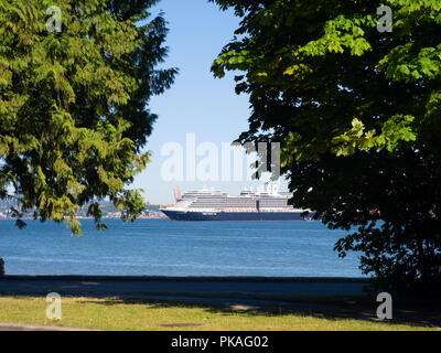 Bateau de croisière Holland America Line quitter Vancouver Banque D'Images