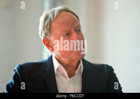 Cologne, Allemagne. Sep 11, 2018. Modérateur Wolf Dieter POSCHMANN, portrait, portrait, portrait, image unique, conférence de presse pour l'IHF Coupe du Monde de Handball 2019, le 11.09.2018 dans le Musée Olympique et Sportif Koeln, - | dans le monde entier l'utilisation de crédit : afp/Alamy Live News Banque D'Images