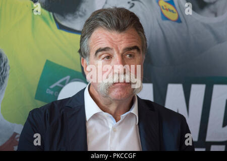 Cologne, Allemagne. Sep 11, 2018. Heiner BRAND, Ambassadeur de la Coupe du monde, Portrait, PortrÃ t, portrait, portrait, image unique motif unique, conférence de presse pour l'IHF Coupe du Monde de Handball 2019, le 11.09.2018 dans le Musée Olympique et Sportif Koeln, - | dans le monde entier l'utilisation de crédit : afp/Alamy Live News Banque D'Images