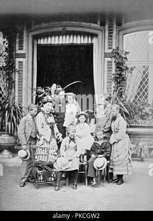 Le Prince et la princesse de Prusse et de leur famille, c1875. Artiste : Inconnu. Banque D'Images