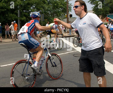 Les hommes pro courses sur le terrain, le samedi après-midi 06-02-07 à Arlington, Virginie, au cours de la 10e édition de la CSC Invitational. Banque D'Images