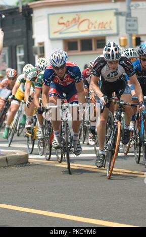 Les hommes pro courses sur le terrain, le samedi après-midi 06-02-07 à Arlington, Virginie, au cours de la 10e édition de la CSC Invitational. Banque D'Images