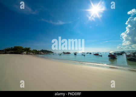 Plage de Tanjung Kelayang, Belitung Island, Indonésie Banque D'Images