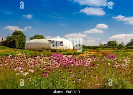 La richesse des couleurs du designer Piet Oudolf's '2015' sur le terrain Oudolf jardin à la Galerie Hauser & Wirth, Durslade ferme, Bruton, Somerset, England, UK Banque D'Images