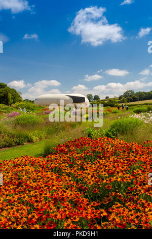 La richesse des couleurs du designer Piet Oudolf's '2015' sur le terrain Oudolf jardin à la Galerie Hauser & Wirth, Durslade ferme, Bruton, Somerset, England, UK Banque D'Images