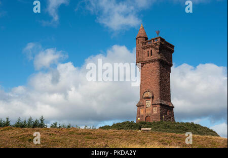 Monument commémoratif d'Airlie sur Tulloch Hill entre Glen Prosen et Glen Clova, près de Kirriemuir, Angus, Scotland. Banque D'Images