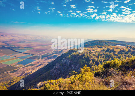 Vue depuis le mont Menara en Haute Galilée, au nord d'Israël Banque D'Images