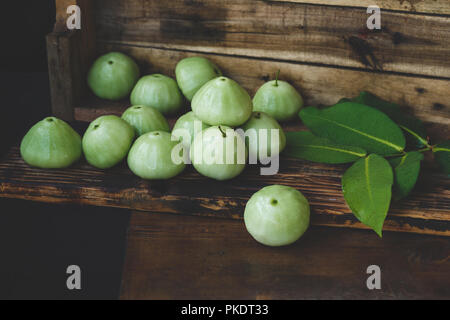 Mountaint vert frais fruits apple Banque D'Images