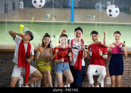 Les jeunes fans Banque D'Images