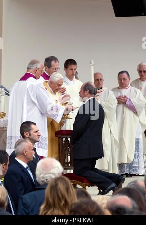 San Carlo Turin Piémont Masse carré du Pape Benoît XVI Banque D'Images