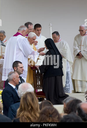 San Carlo Turin Piémont Masse carré du Pape Benoît XVI Banque D'Images