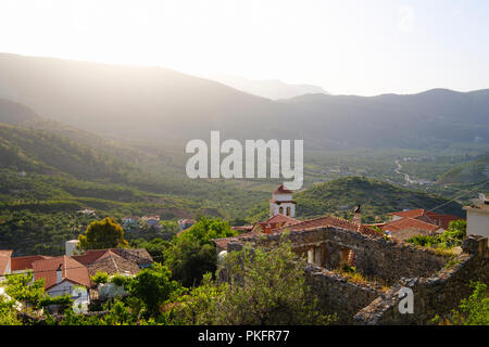 Himara vieux village de montagne, l'Albanie, Himarë se trouve, Varkala Banque D'Images