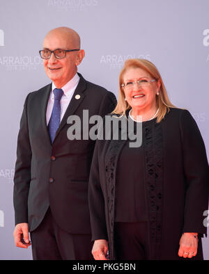 13.09.2018. RUNDALE, la Lettonie. Edgar Preca, mari de Président de Malte et Marie-Louise Coleiro Preca, Président de Malte, au cours de cérémonie d'arrivée de la 14e réunion informelle du groupe dans le palais de Rundale Arraiolos, la Lettonie. Banque D'Images