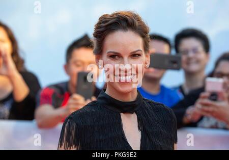 Hilary Swank assiste à la première de 'ce qu'ils ont dit pendant le 43e Festival International du Film de Toronto, tiff, au Roy Thomson Hall à Toronto, Canada, le 12 septembre 2018. Dans le monde d'utilisation | Banque D'Images